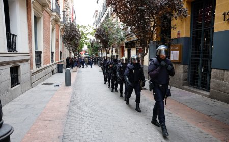 Bulos, refuerzo policial y comerciantes en alerta por altercados en Madrid: “Hay preocupación, pero nos dicen que no hay que alarmarse”