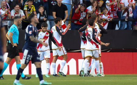 El Rayo resucita en Liga y golea al Celta en Vallecas