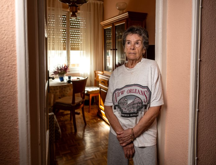 Cómo la lucha para evitar el desahucio debilitó a Maricarmen: “Estoy pagando los siete años de juicios por mi casa”