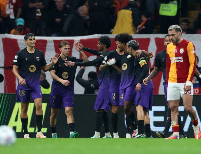 Galatasaray - Barcelona en directo | El Barça remonta y golea al Galatasaray en Estambul