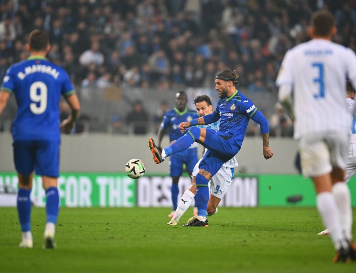 Un misil de Gudelj rescata un punto para el Getafe en Craiova
