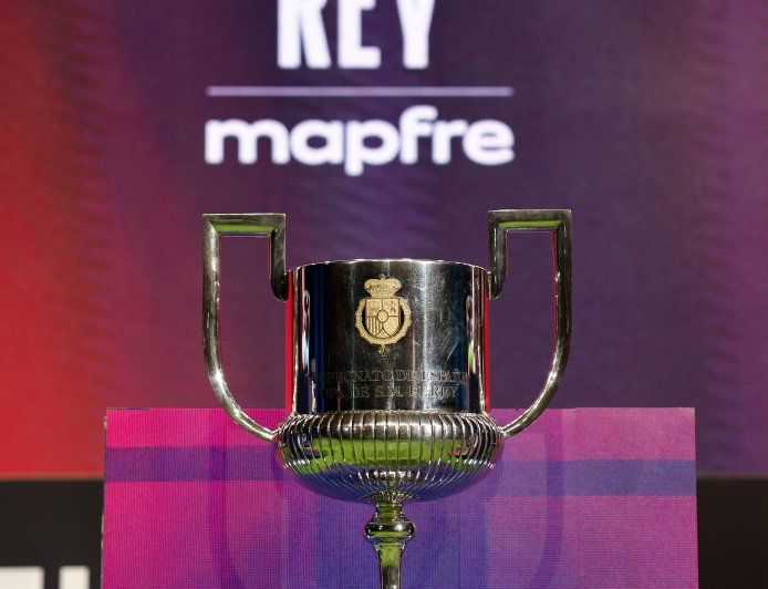 La RFEF aplaza la jornada de la Copa del Rey tras el accidente de dos trenes en Urda con decenas de muertos