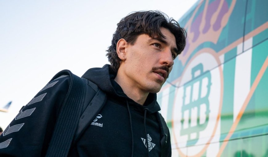 La fiscalía abre una investigación contra un ‘youtuber’ por comentarios homófobos sobre el futbolista Héctor Bellerín