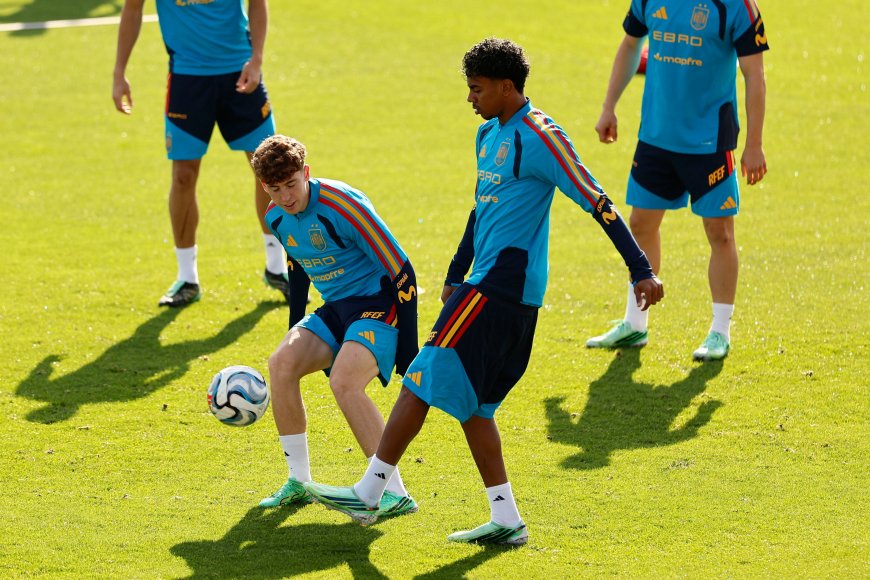 Croacia - España en directo | Comienza el partido en Split