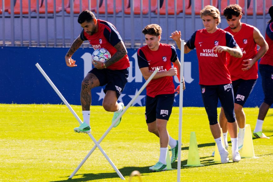 Atlético de Madrid - Manchester United, el partido de la Champions League en directo|Simeone apuesta por Julián como titular