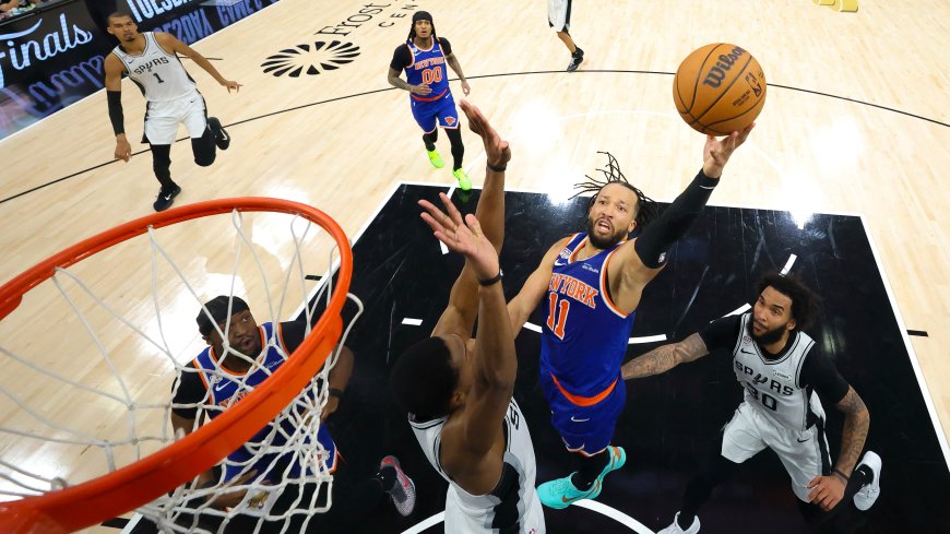 Los Knicks defienden el anillo contra el hambre de los Spurs y la potencia de los Thunder