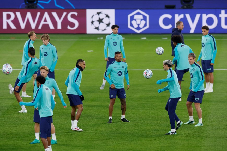 PSG - Barcelona en directo | Raphinha vuelve al once y Bernal ocupa el lugar de Rodri en la medular