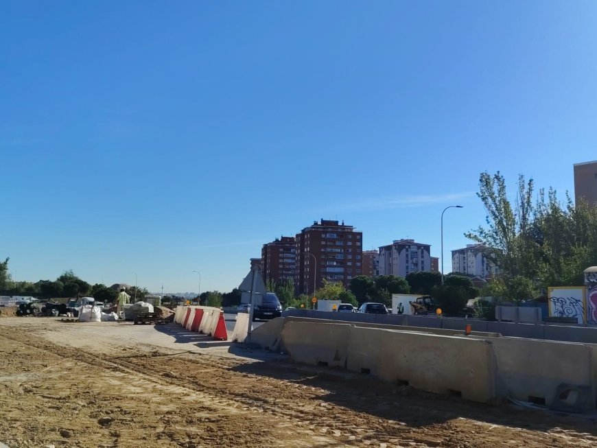 Desvío provisional temporal del tráfico en el paseo de Extremadura, en Madrid, por las obras de la A-5